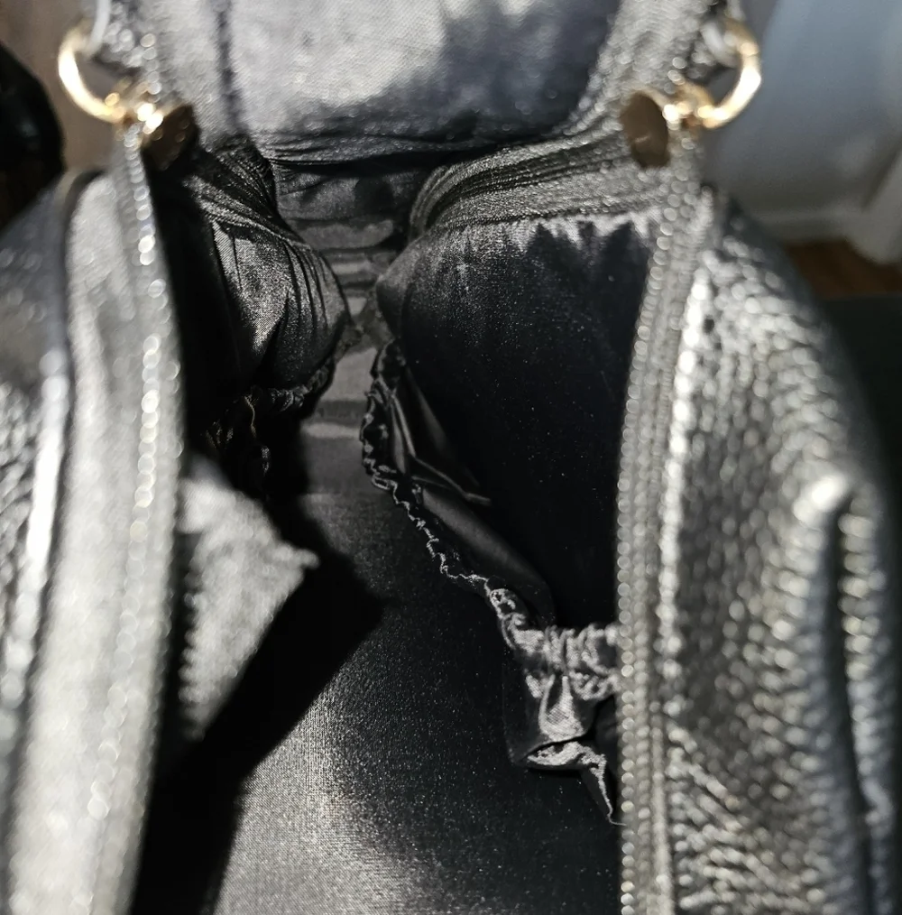 Vegan leather zip up travel bag